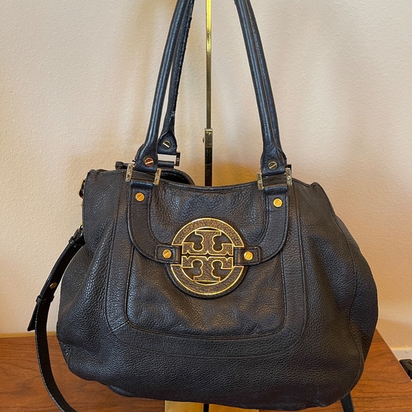 Tory Burch Authentic Duffle Black Pebbled LambLeather Bag Shoulder or Crossbody. - Picture 3 of 12